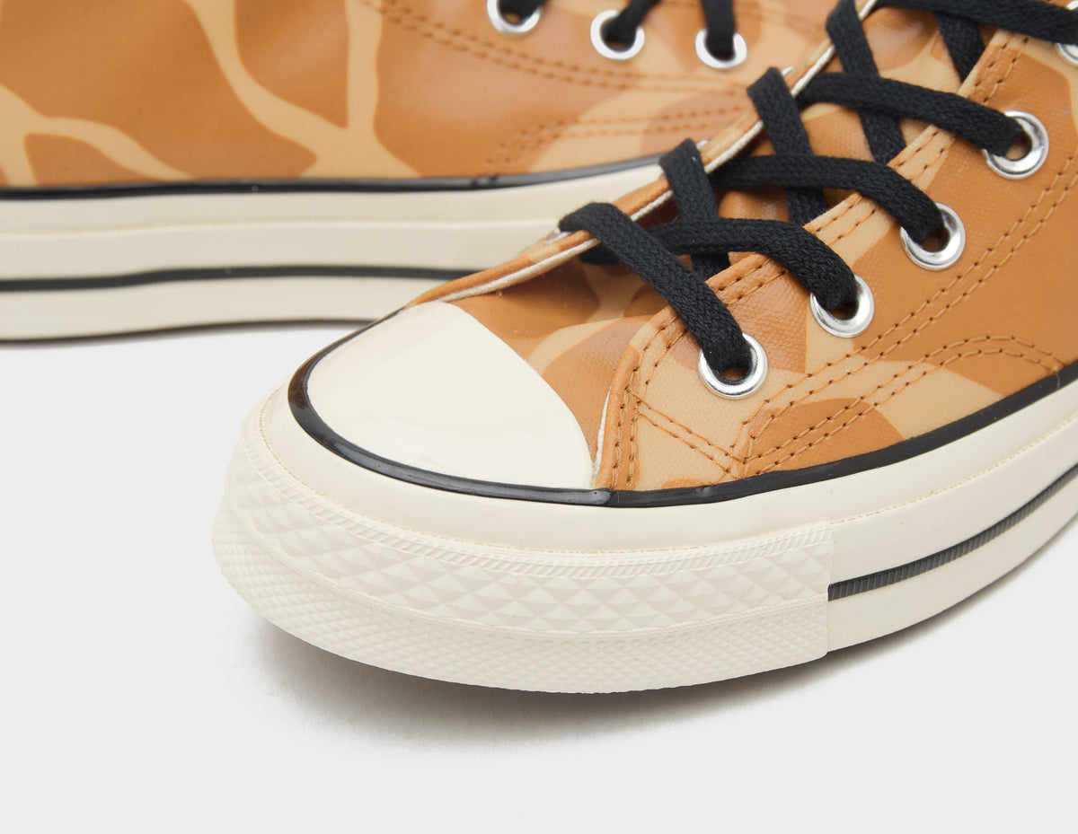 Converse Chuck 70 'Glow-In-The-Dark' Women's