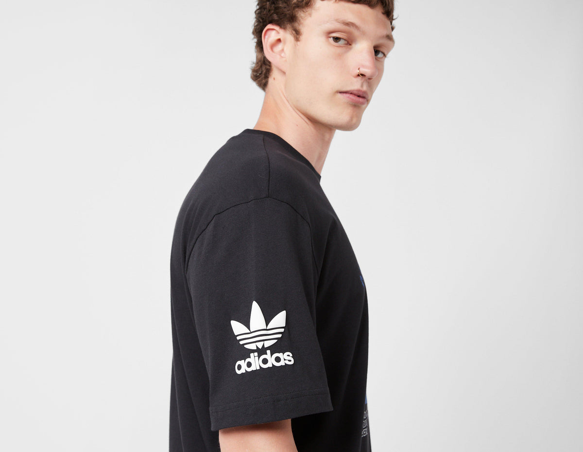 adidas Originals 90s Football Graphic T-Shirt