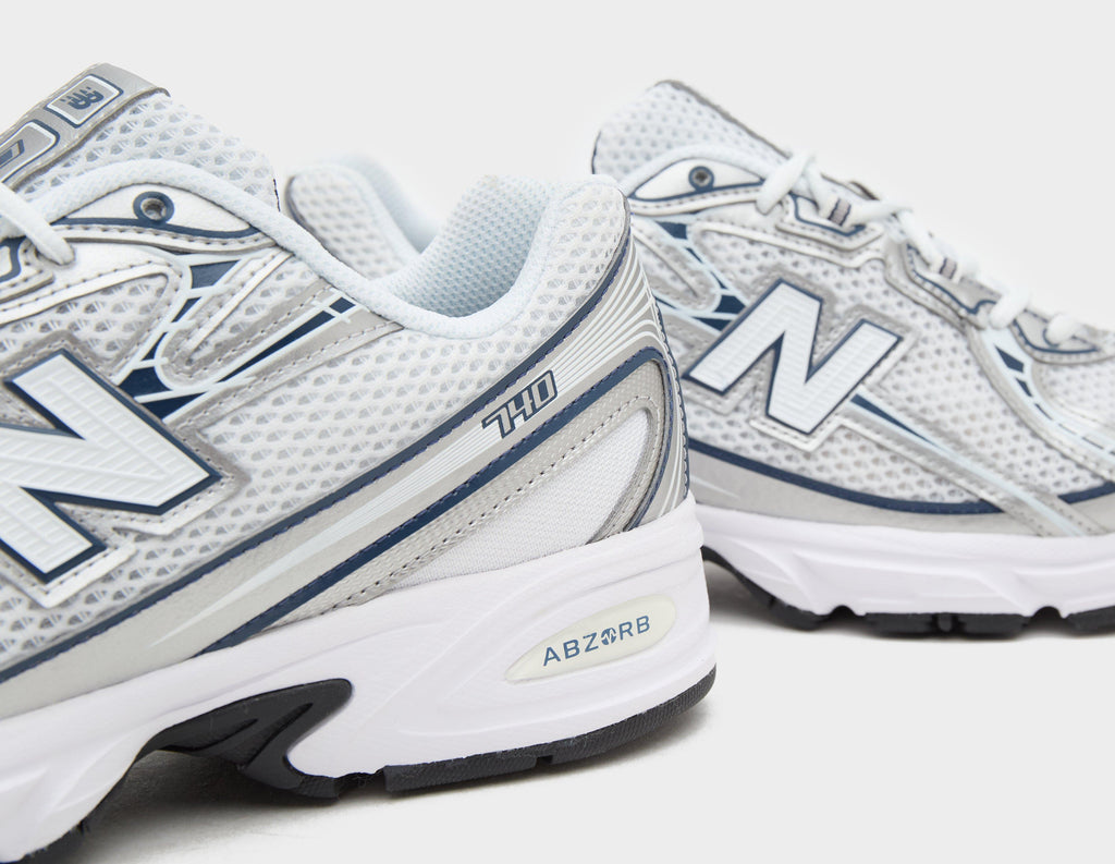 New Balance 740 Women's