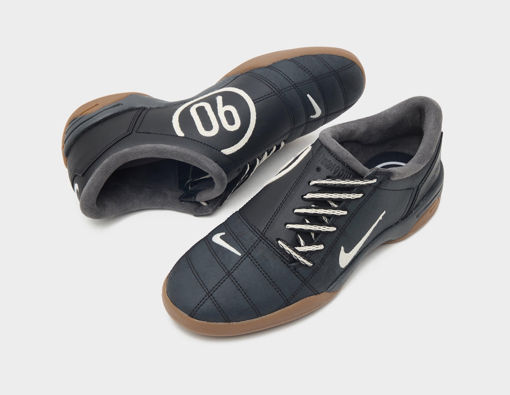 Nike Total 90 Women's