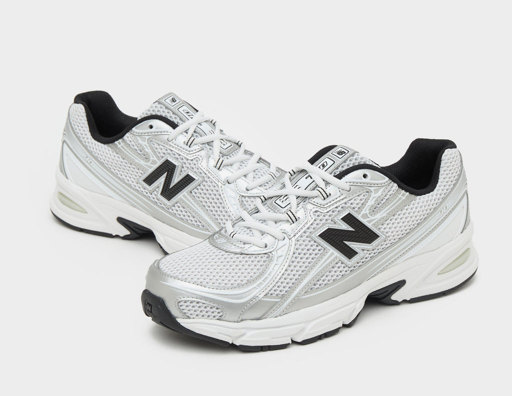 New Balance 740