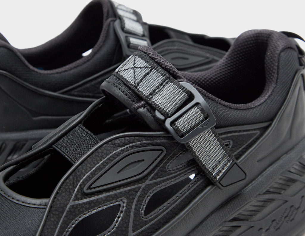 HOKA Stinson Breeze