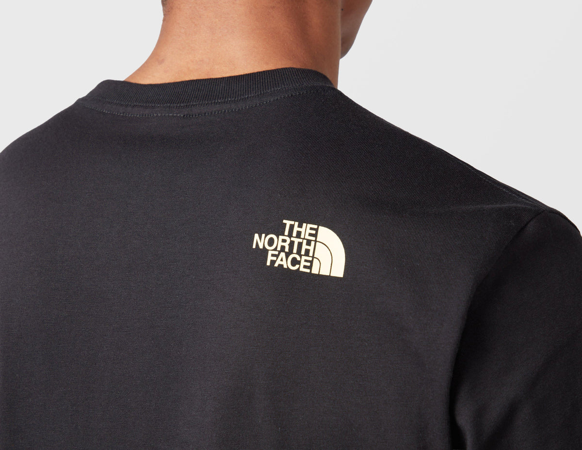The North Face Twist Logo T-Shirt