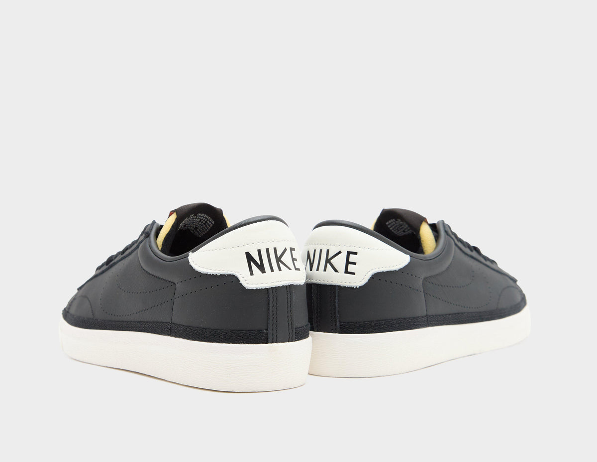 Nike Tennis Classic