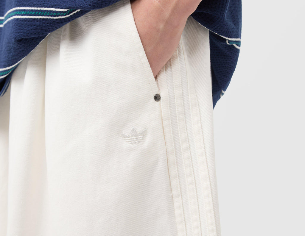 adidas Originals Premium Pleated 3-Stripes Jorts