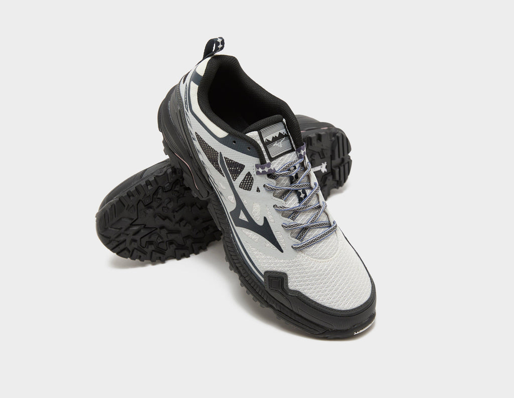 Mizuno Wave Diachi LS