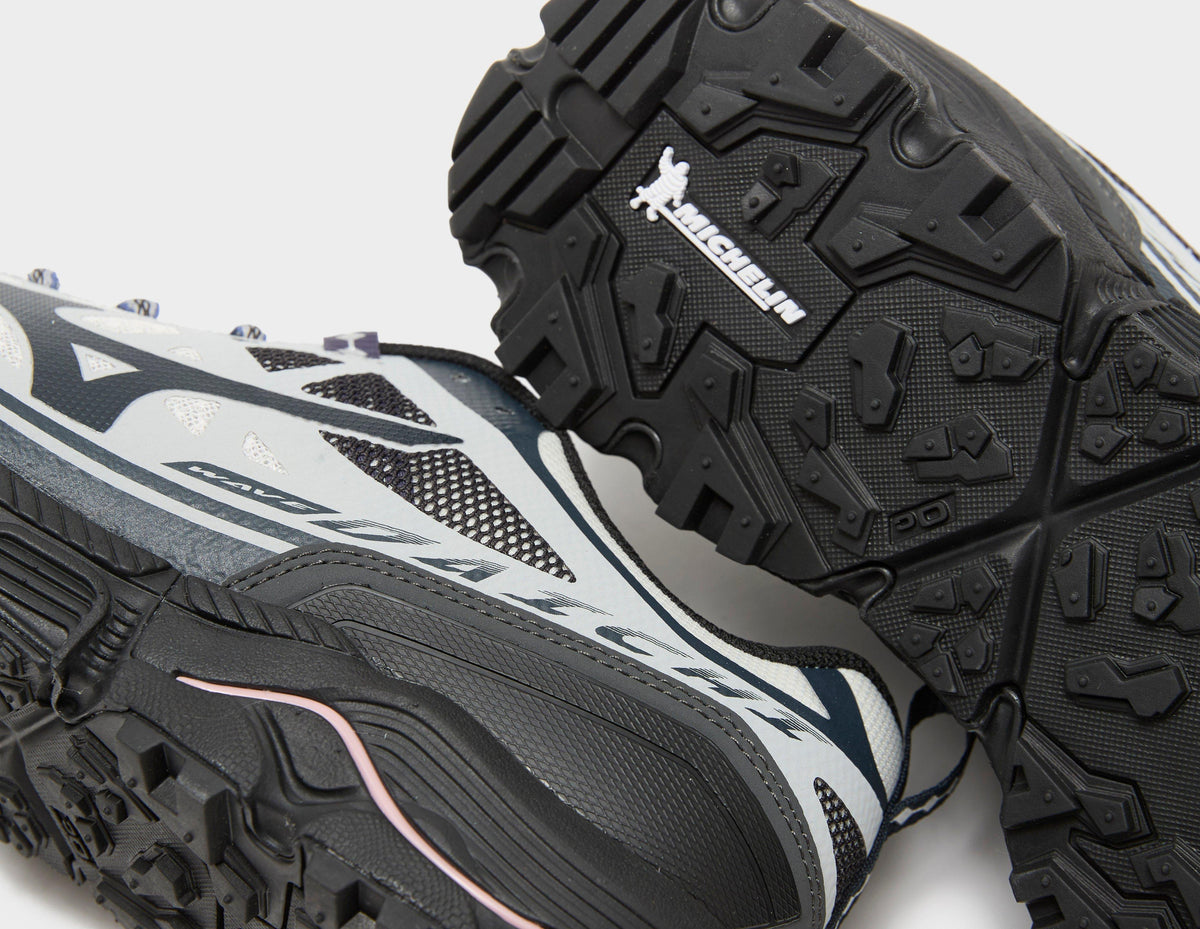 Mizuno Wave Diachi LS