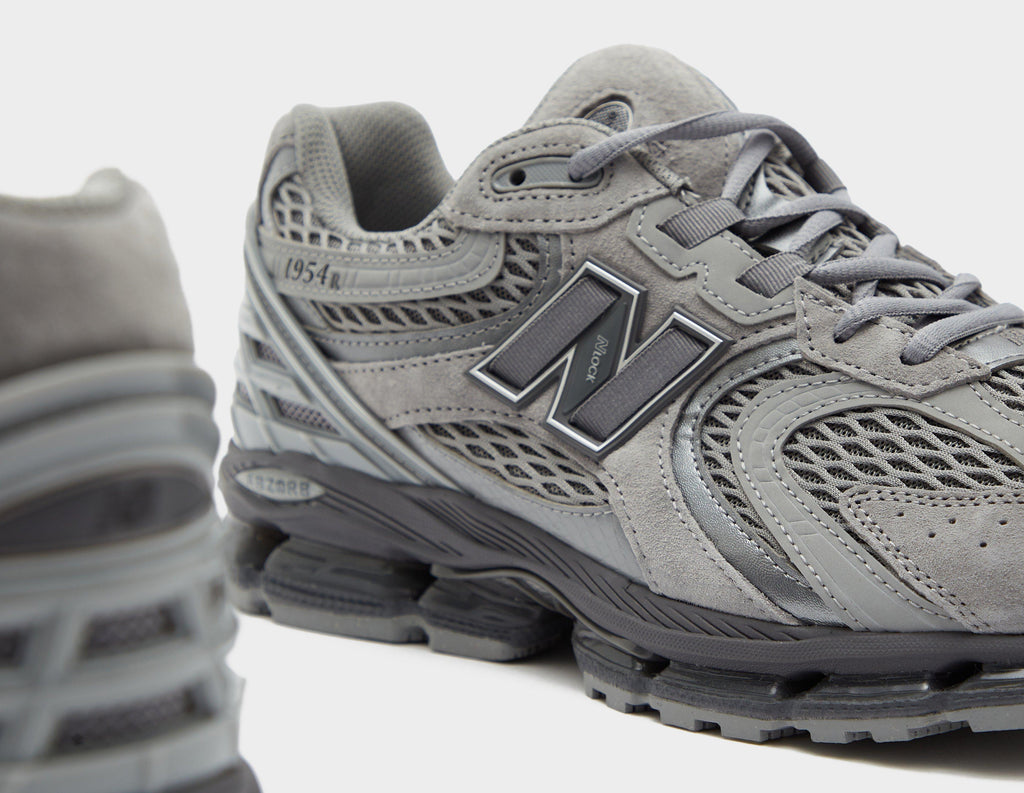 New Balance 1954