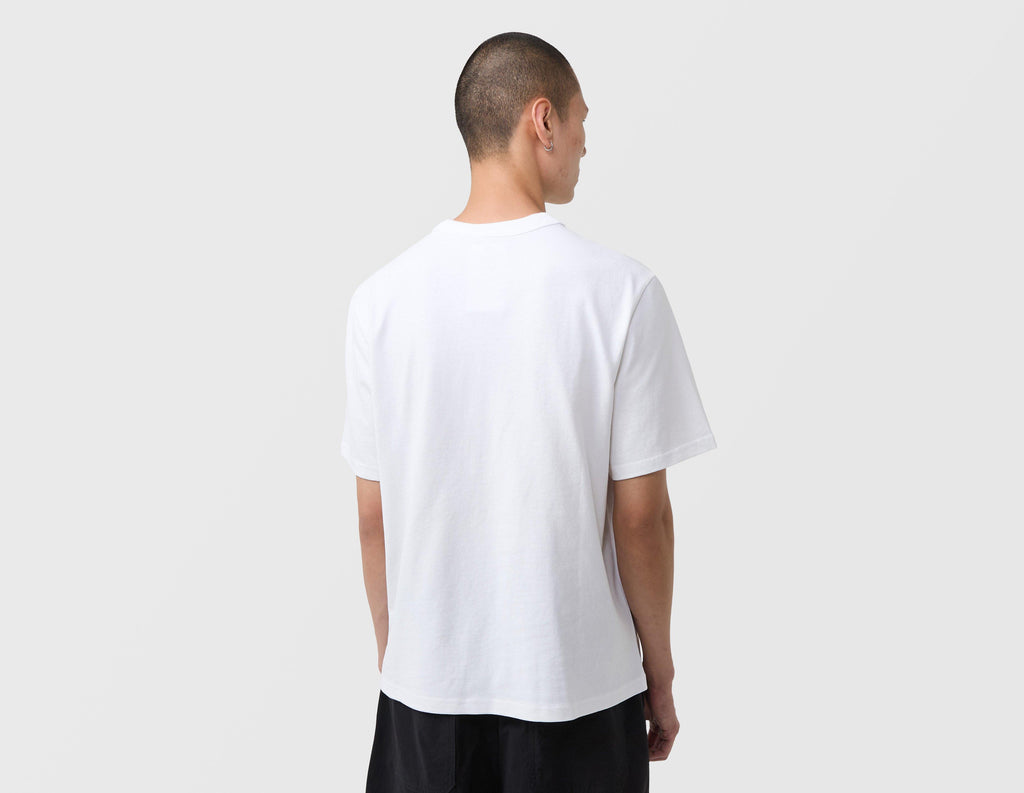 Nike Sportswear Premium Essentials Patch T-Shirt