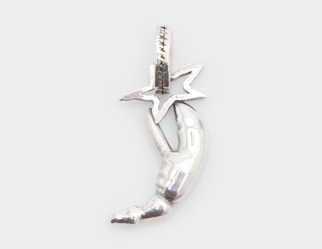 Twojeys x Peggy Gou Claw Pendant